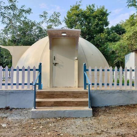 Kstdc Hotel Mayura Pavithra Yediyur Kunigal Esterno foto