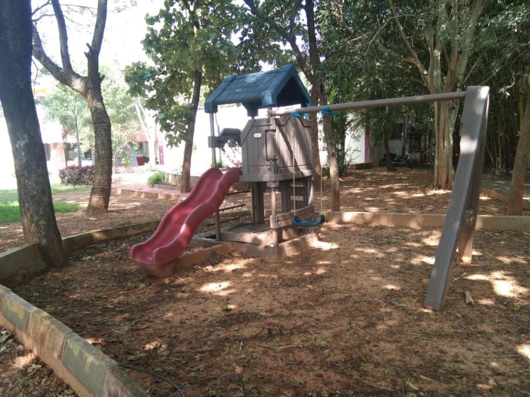 Kstdc Hotel Mayura Pavithra Yediyur Kunigal Esterno foto