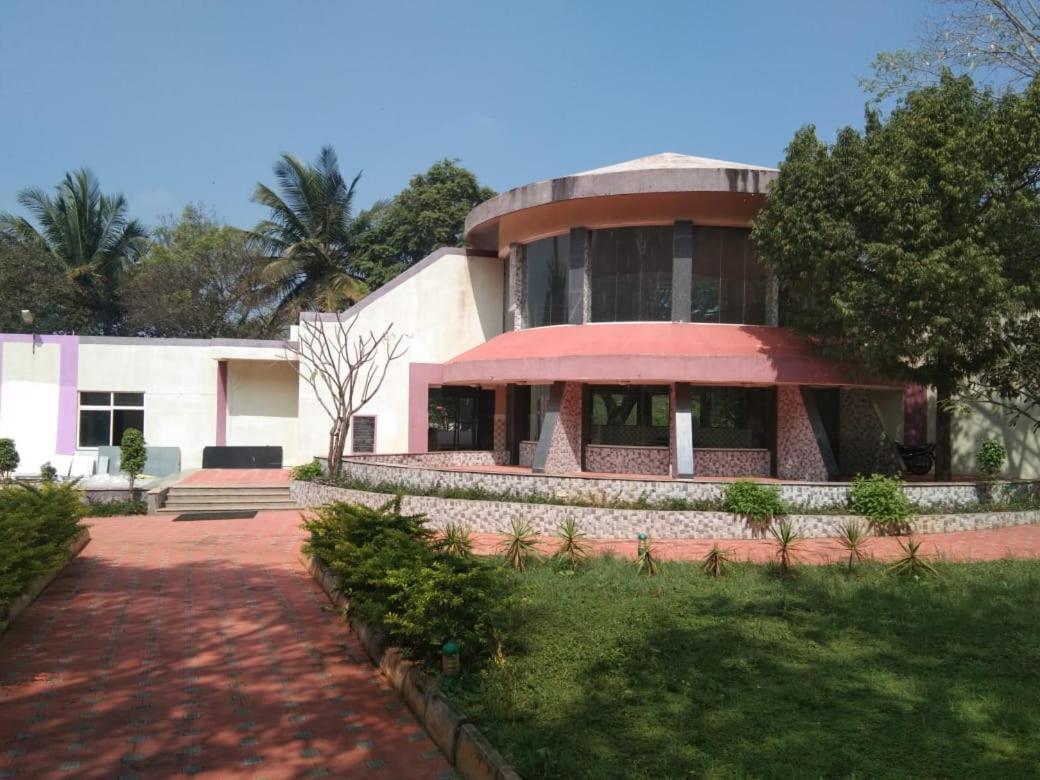 Kstdc Hotel Mayura Pavithra Yediyur Kunigal Esterno foto