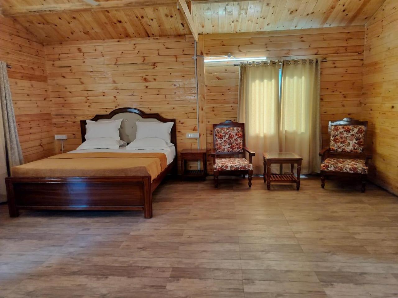 Kstdc Hotel Mayura Pavithra Yediyur Kunigal Esterno foto